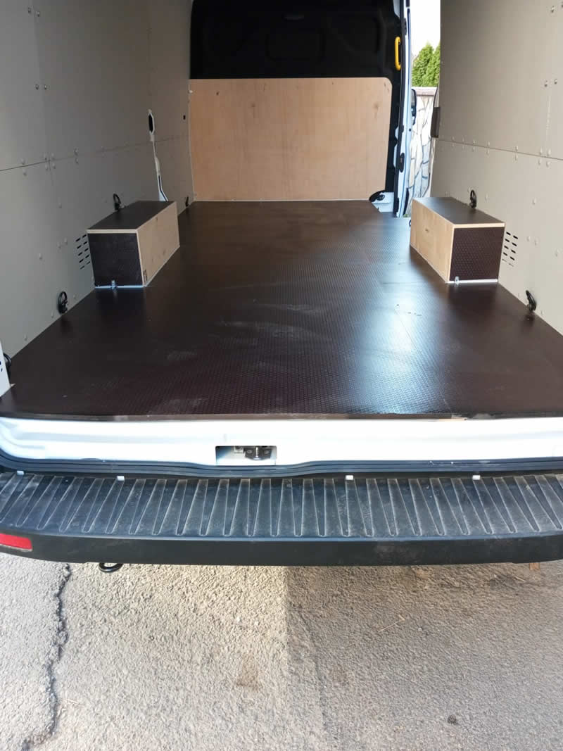 Ford Transit Araç İçi Kaplama